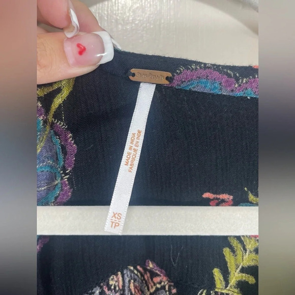 Free People Just The Two Of Us Black Floral Peasant Tunic Dress Top Women’s XS - Picture 3 of 15